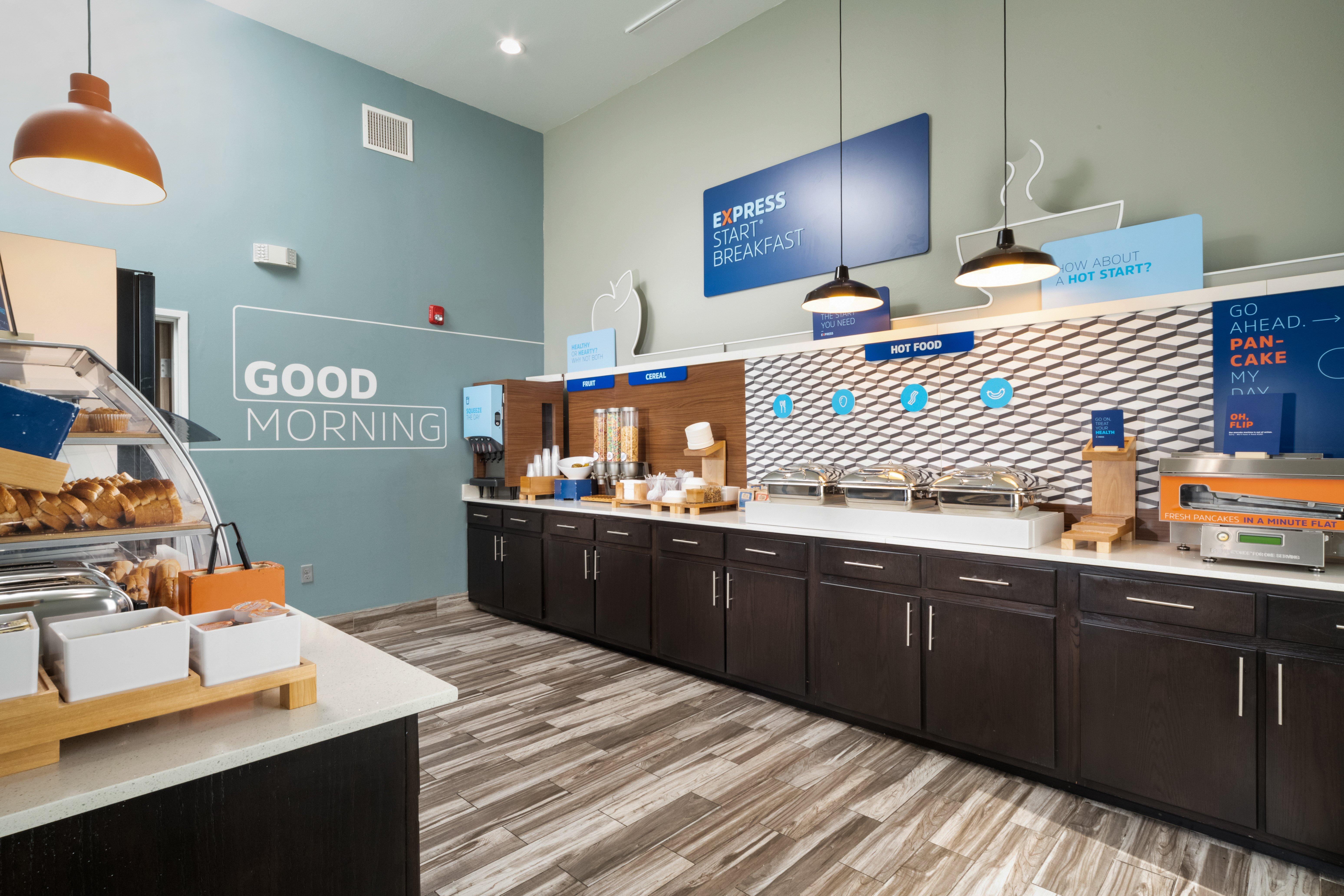 Holiday Inn Express & Suites Memphis Arpt Elvis Presley Blv By Ihg Exteriör bild